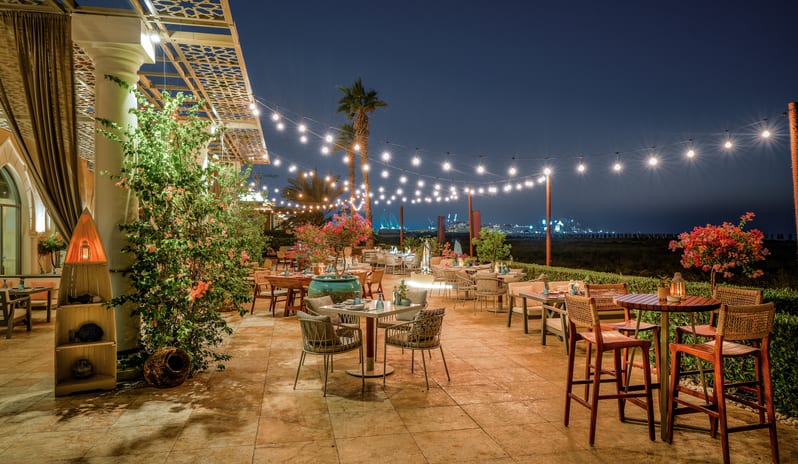 middle-east-holidays-abu-dhabi-rixos-premium-saadiyat-island-hotel-mermaid